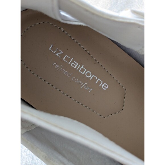 Liz Claiborne Women's sz 11M White Camelia 3 3/8" Heel Ankle Boots Buckles NWT - Picture 8 of 11